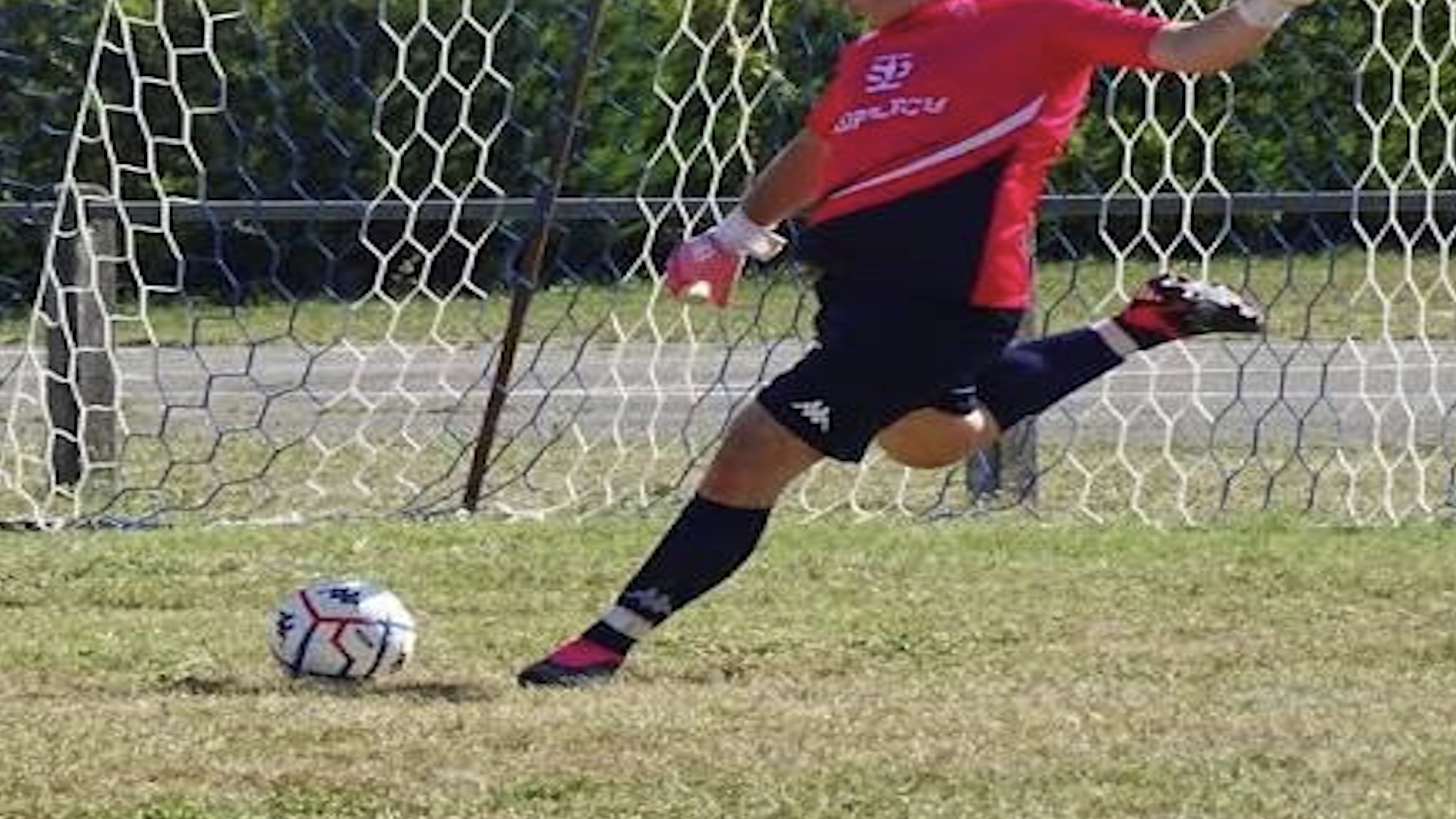 Équipements sportifs d’Allouis — football